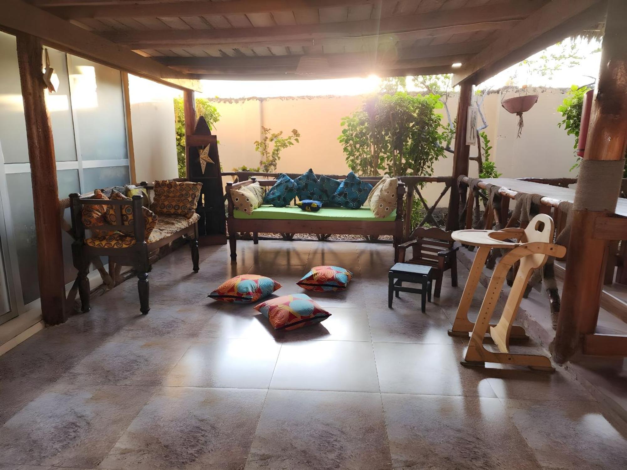Seagull Hotel 4*